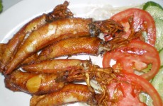 Món mực trứng chiên ngon miệng
