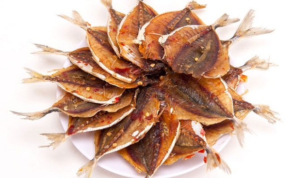 Cá chỉ vàng muối ớt có vị cay đậm thơm ngon khó cưỡng